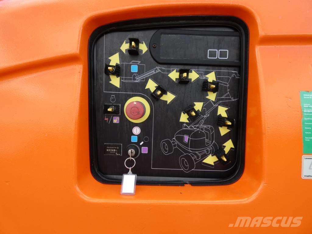 JLG 600 AJ Bomlift Plataformas con brazo de elevación manual