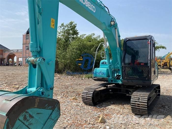 Kobelco SK140 LC Excavadoras sobre orugas
