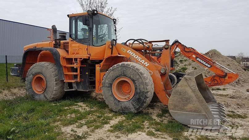 Doosan DL400 Cargadoras sobre ruedas