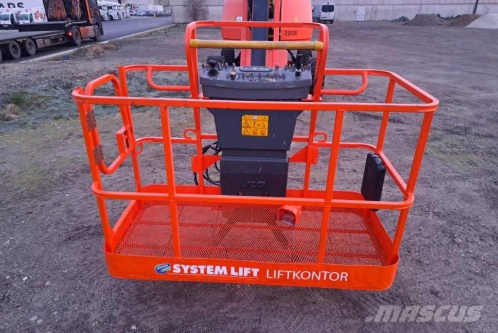 JLG 660 SJ - 340 kg Plataformas con brazo de elevación telescópico