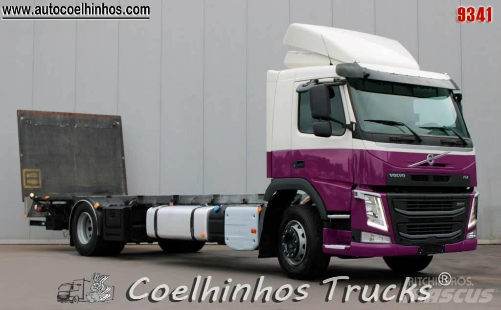 Volvo FM 330 Camiones con chasís y cabina