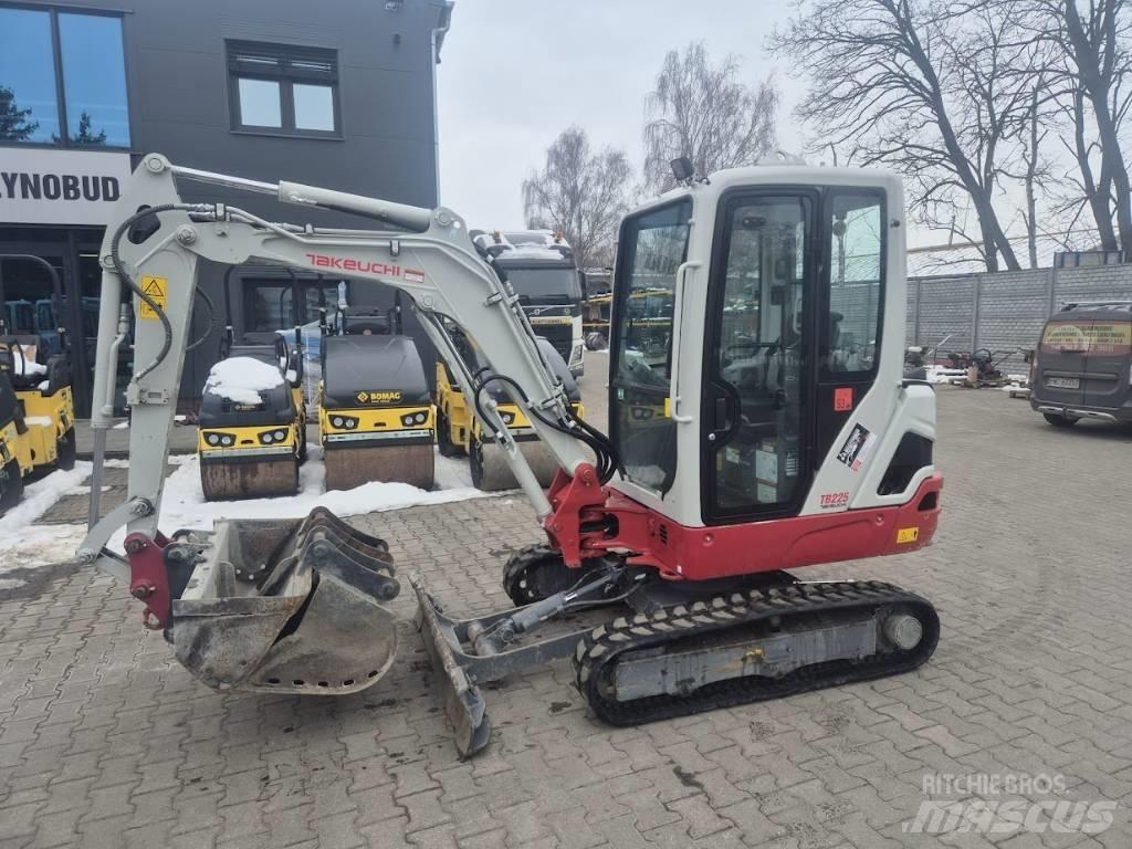 Takeuchi TB 225 Miniexcavadoras