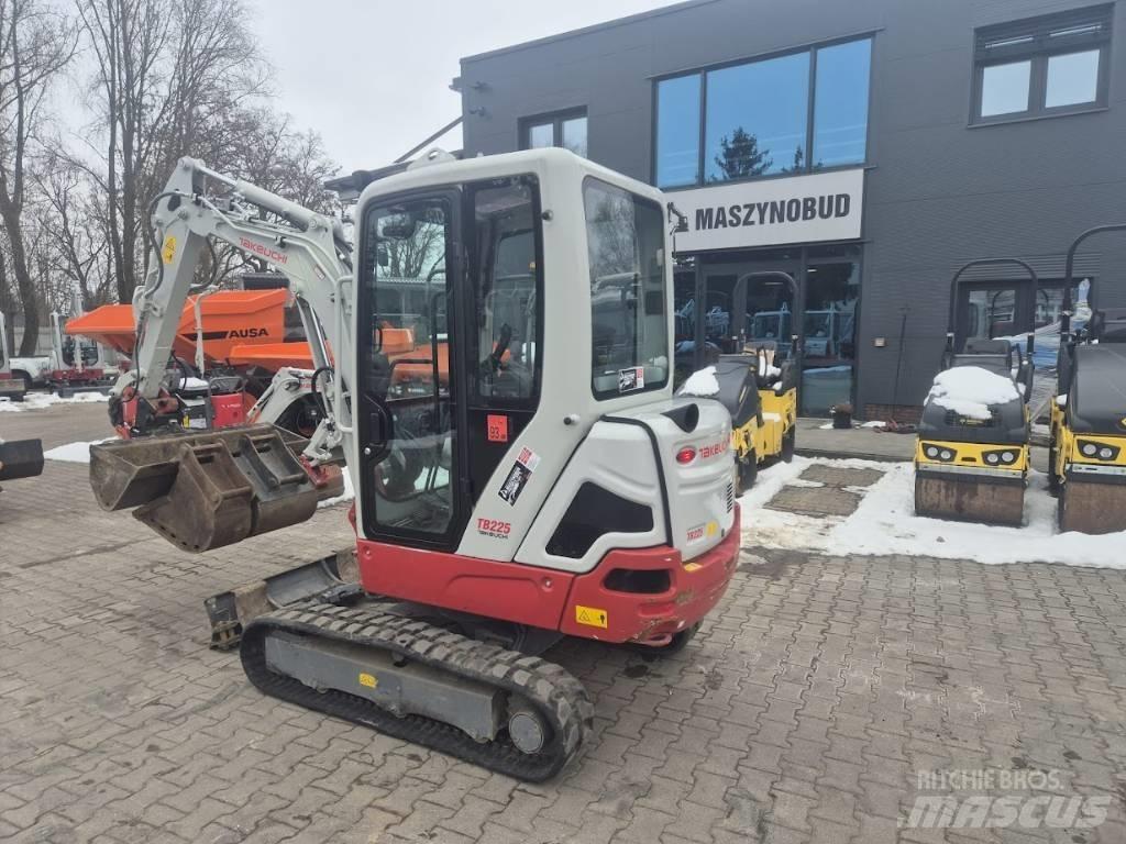 Takeuchi TB 225 Miniexcavadoras