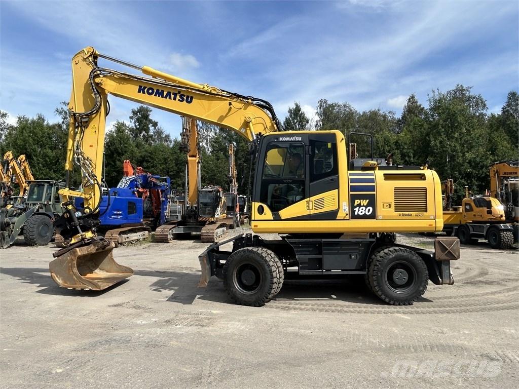 Komatsu PW 180-11 Excavadoras de ruedas