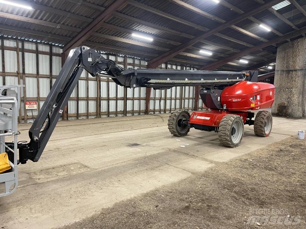 Manitou 260 TJ Plataformas con brazo de elevación telescópico