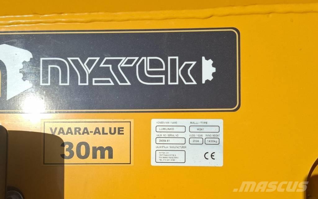 Wieska 255 Otras máquinas de jardinería y limpieza urbana