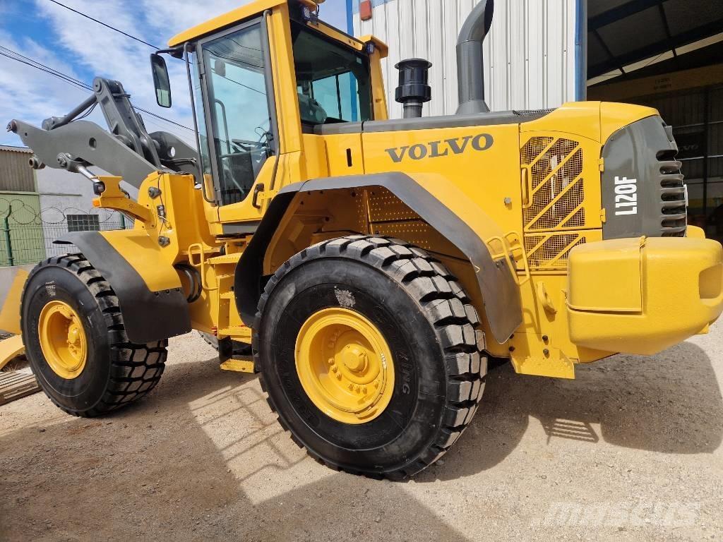 Volvo L 120 F Cargadoras sobre ruedas