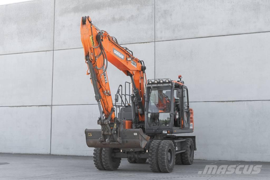 Doosan DX 140 W Excavadoras de ruedas