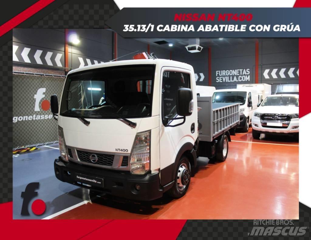 Nissan NT400 Grúas cargadoras