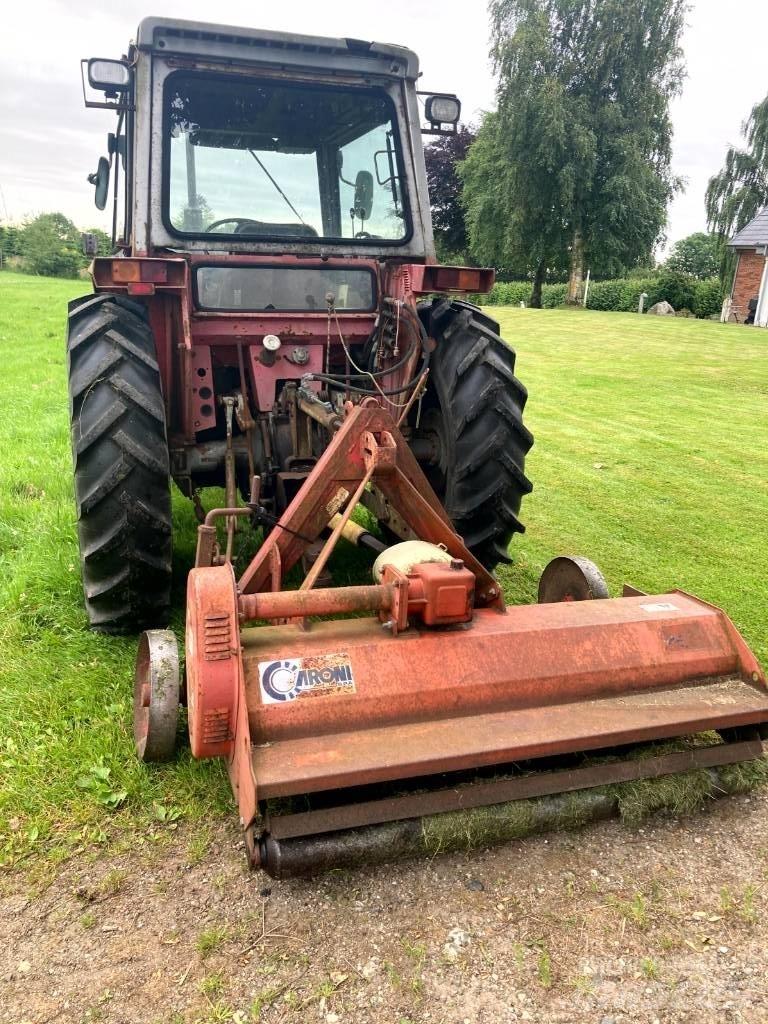 Massey Ferguson 550 Tractores