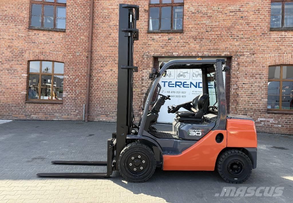 Toyota 06-8FD30F Camiones diesel