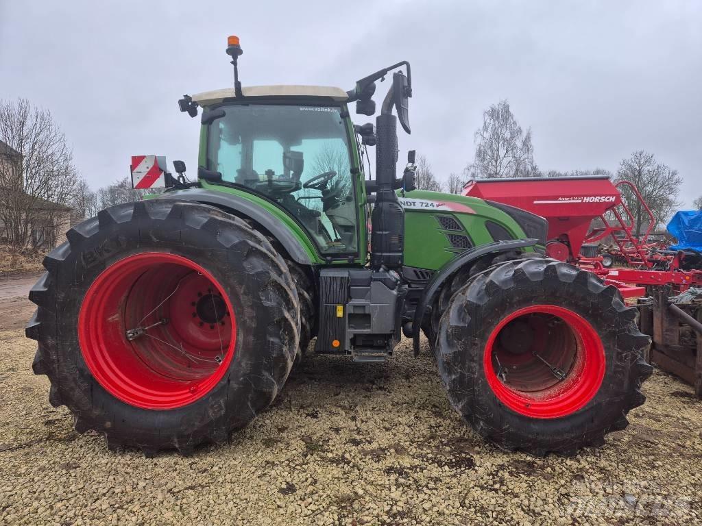 Fendt 724 S4 Tractores