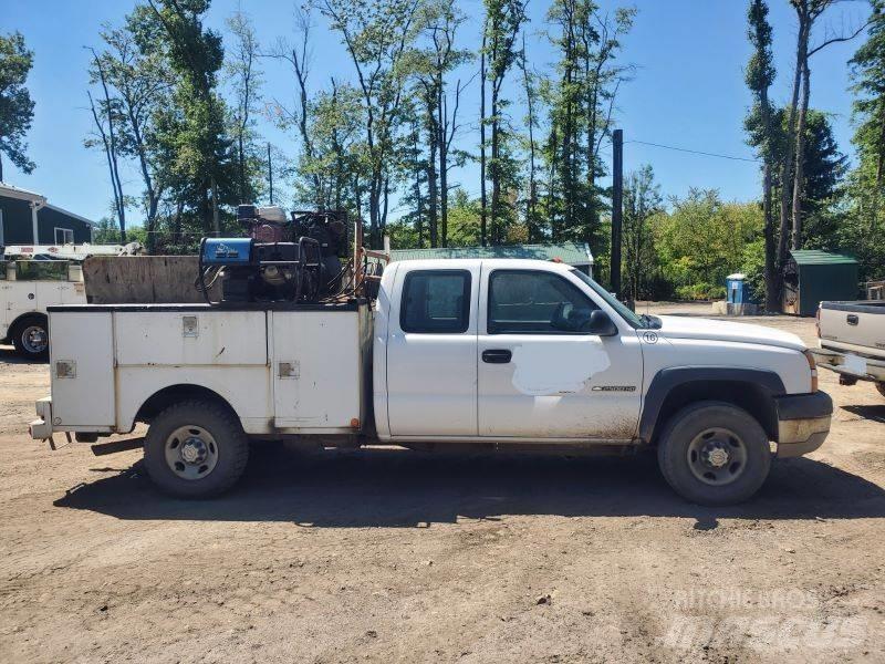 GMC 2500 Caja abierta/laterales abatibles