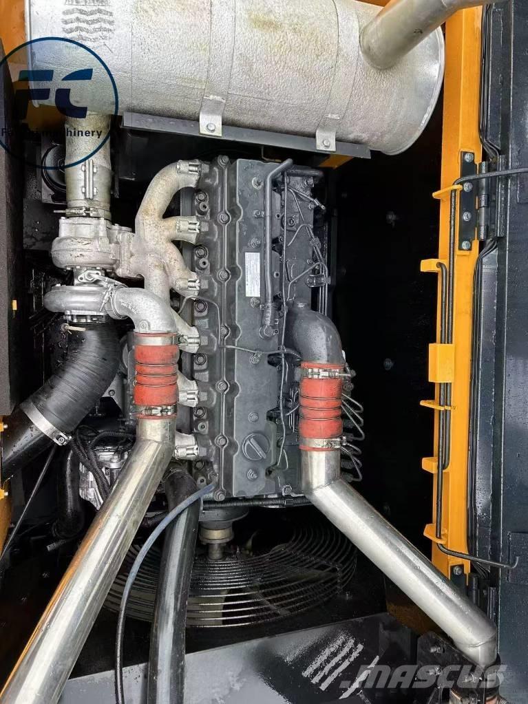 Hyundai 305LC-9T Excavadoras sobre orugas