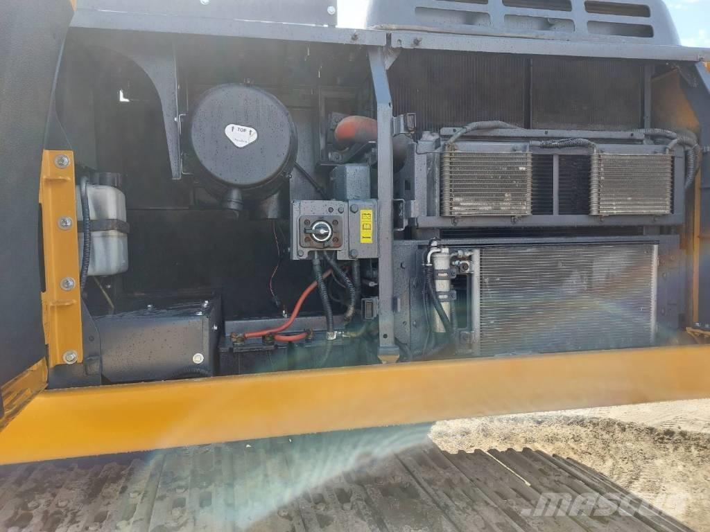 CASE CX 300 D Excavadoras sobre orugas