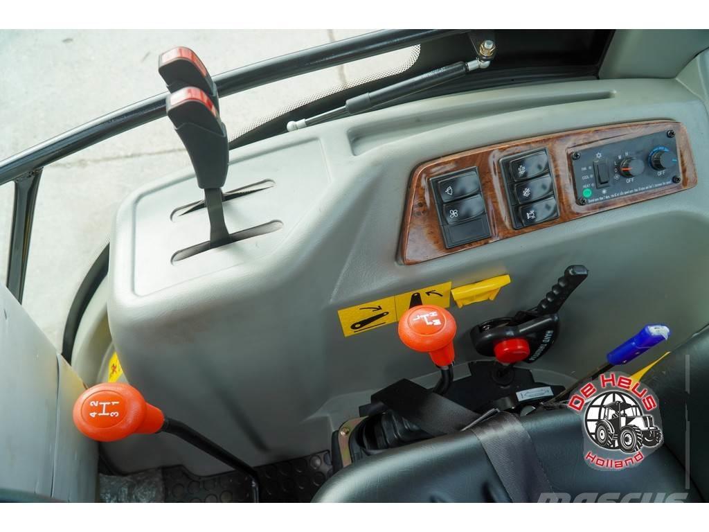 YTO NMF704C Tractores