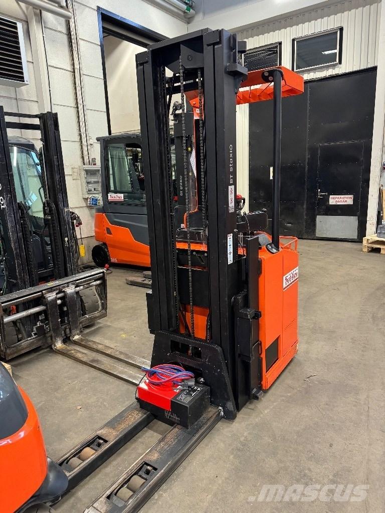 Toyota SSE160L Apiladoras eléctricos