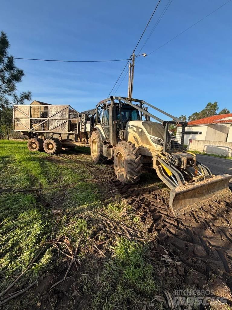 Valtra T 174 Transportadoras