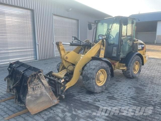 CAT 906 Cargadoras sobre ruedas