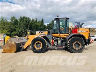 CASE 821 GXR Cargadoras sobre ruedas