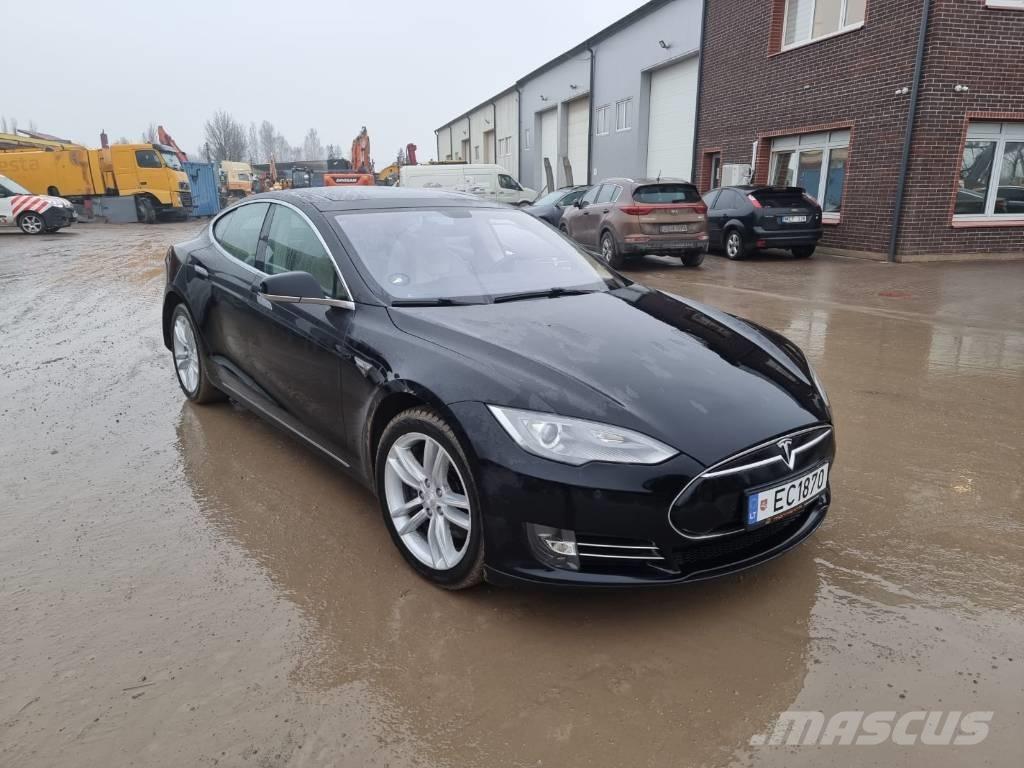 Tesla Model S P85 Carros