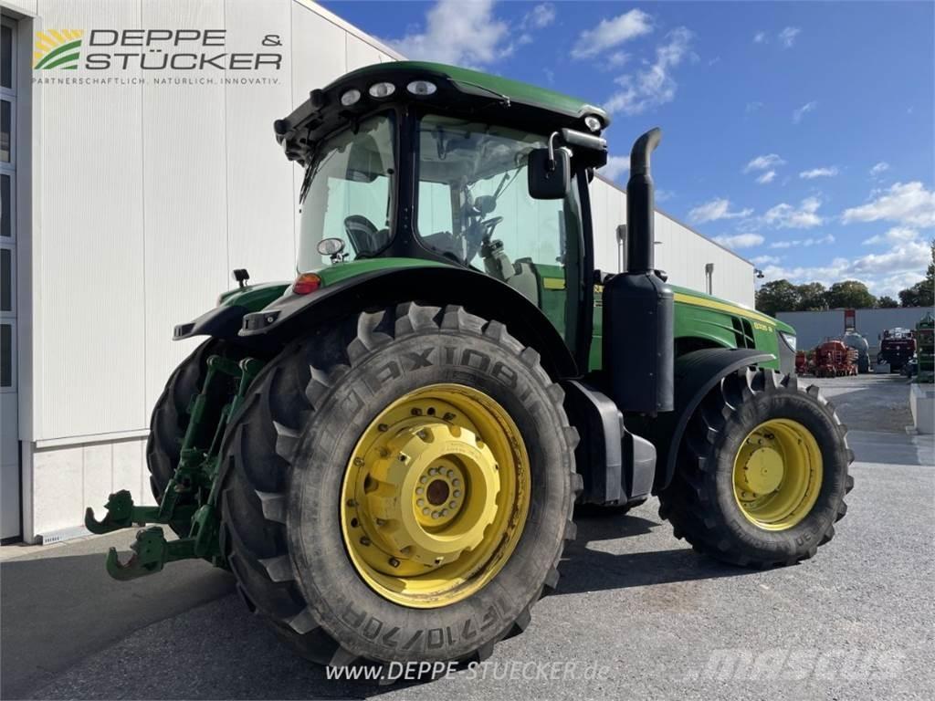 John Deere 8335R Tractores