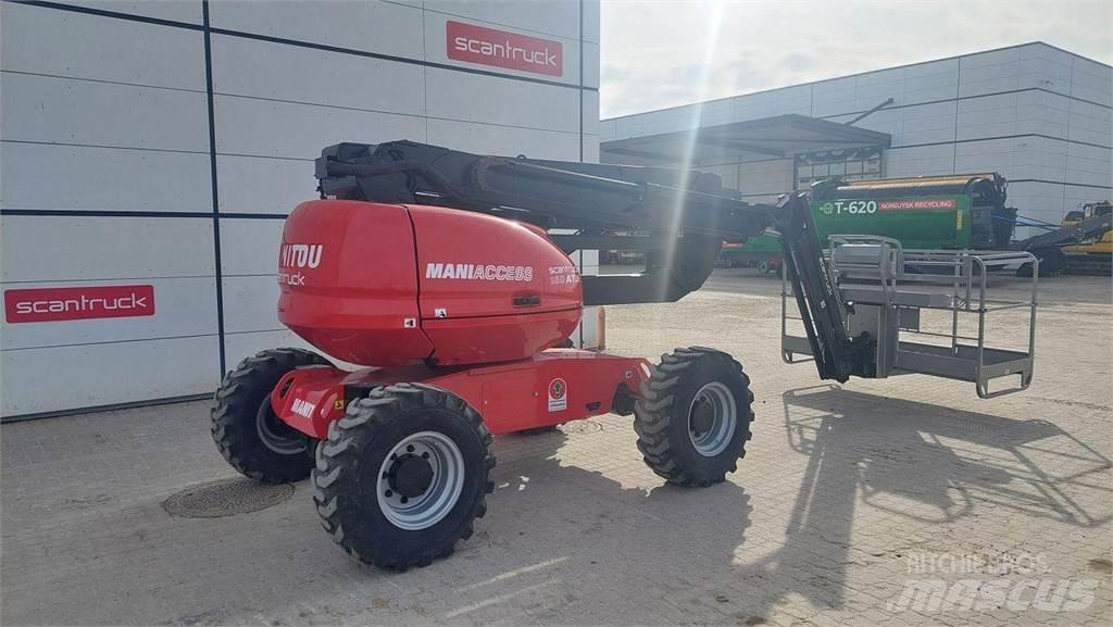 Manitou 160ATJ+ Plataformas con brazo de elevación manual