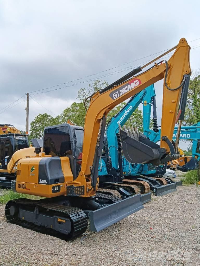 XCMG XE 60 DA Miniexcavadoras