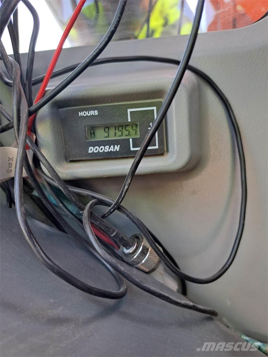 Doosan DX235LCR-5 Excavadoras sobre orugas