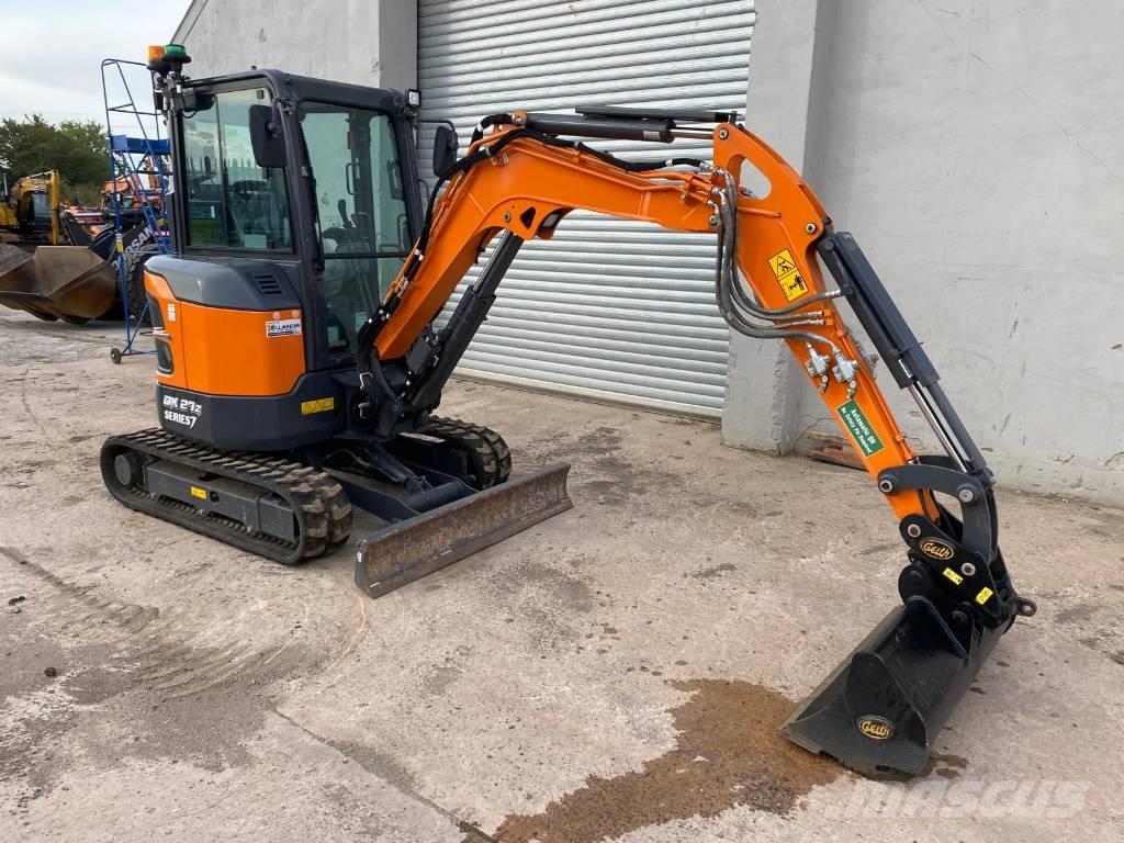 Develon DX 27 Z-7 Miniexcavadoras