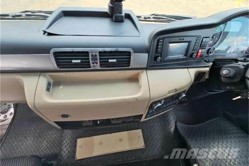 MAN 27 SERIES Otros camiones