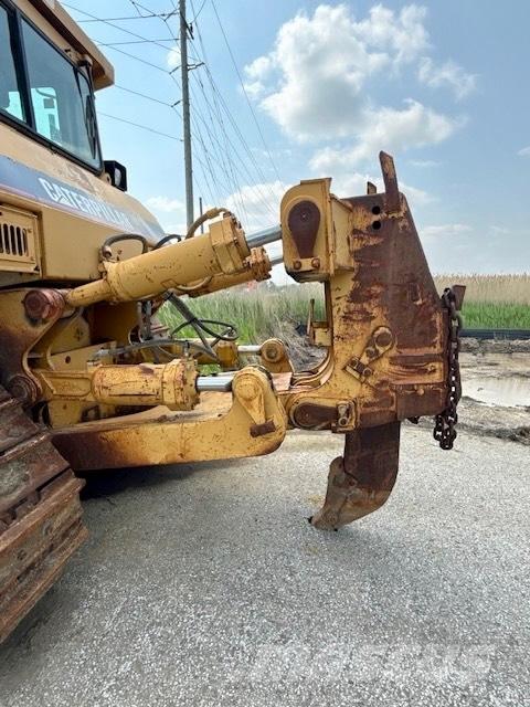 CAT D 8 N Buldozer sobre oruga