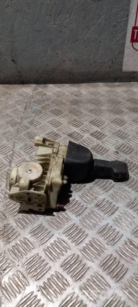 Scania R 420    1774972 Cabinas