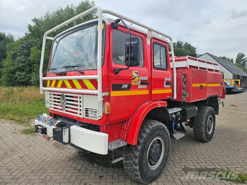 Renault M210 Camiones de bomberos