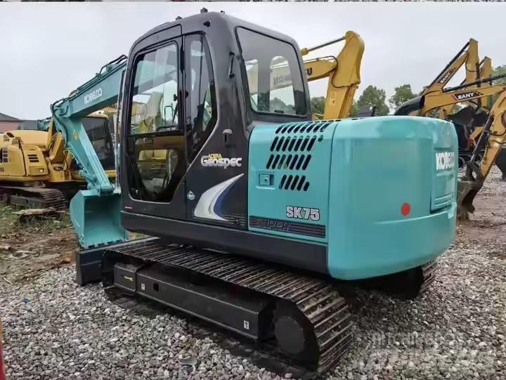 Kobelco SK75 Excavadoras sobre orugas