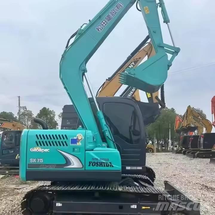 Kobelco SK75 Excavadoras sobre orugas