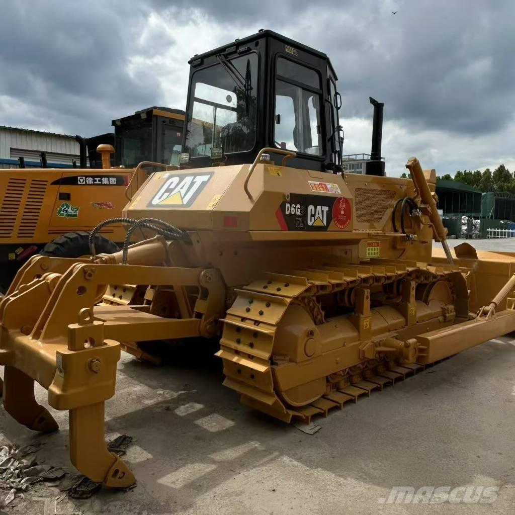 CAT D 6 G Buldozer sobre oruga