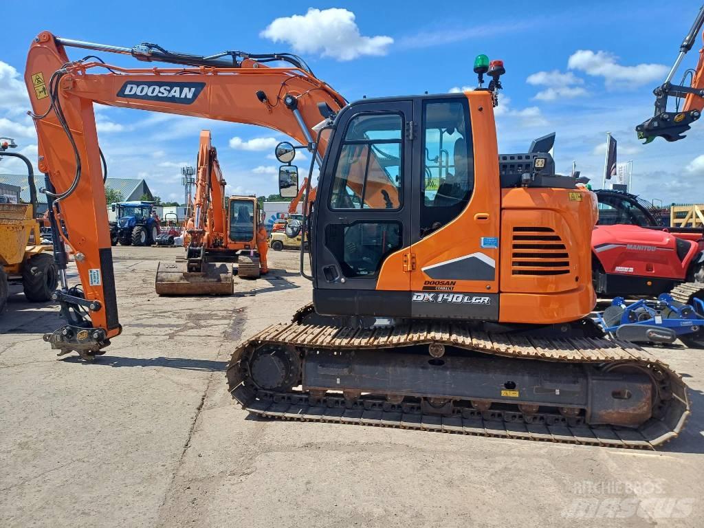 Doosan DX140LC-7K Excavadoras sobre orugas