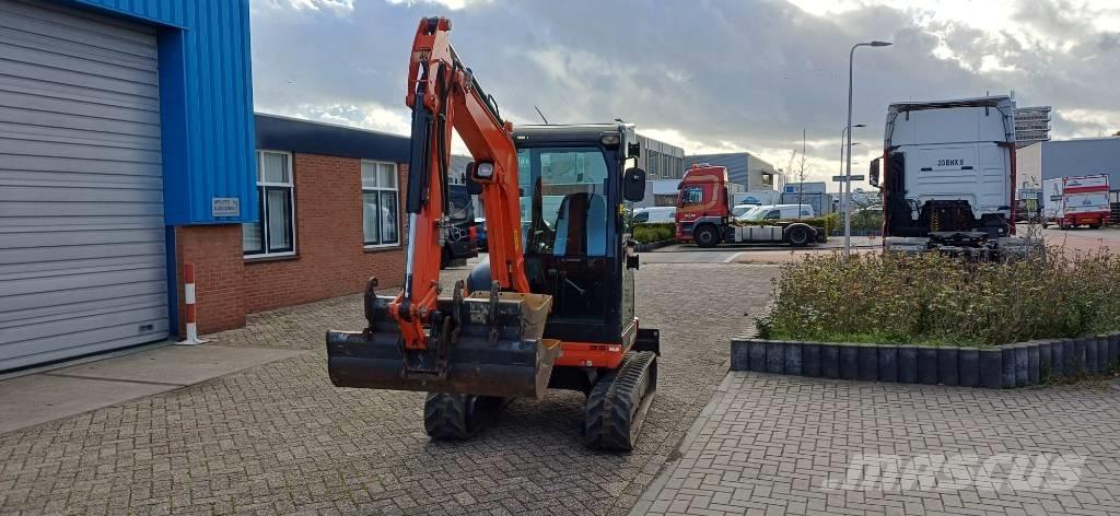 Kubota U 27-4 Miniexcavadoras
