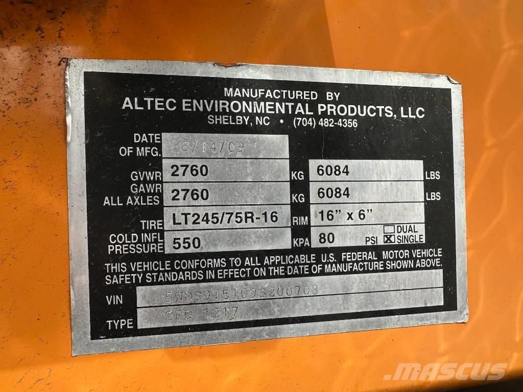 Altec CFD 1217 Remolques de volteo para virutas de madera