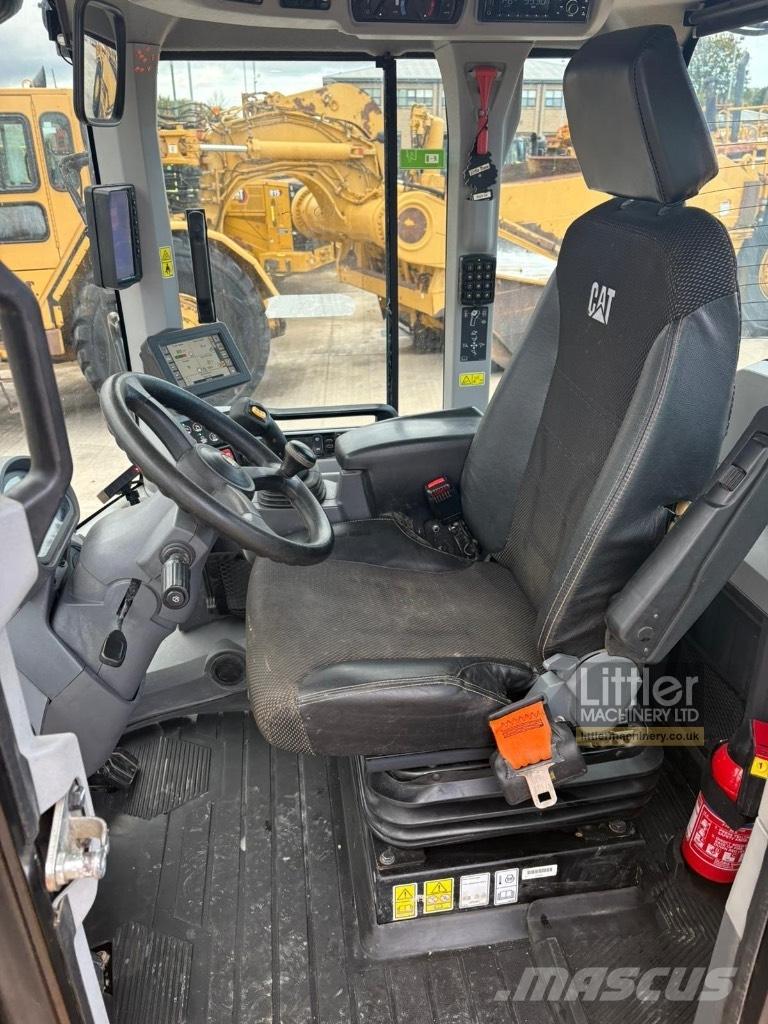 CAT 926 M Cargadoras sobre ruedas