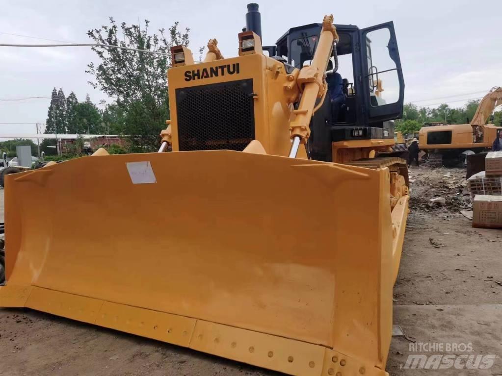 Shantui SD 32 Buldozer sobre oruga