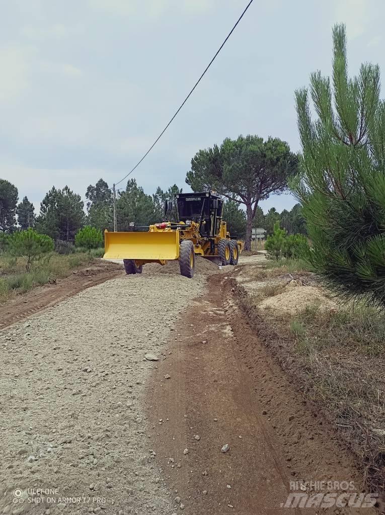 CAT 120 H Niveladoras