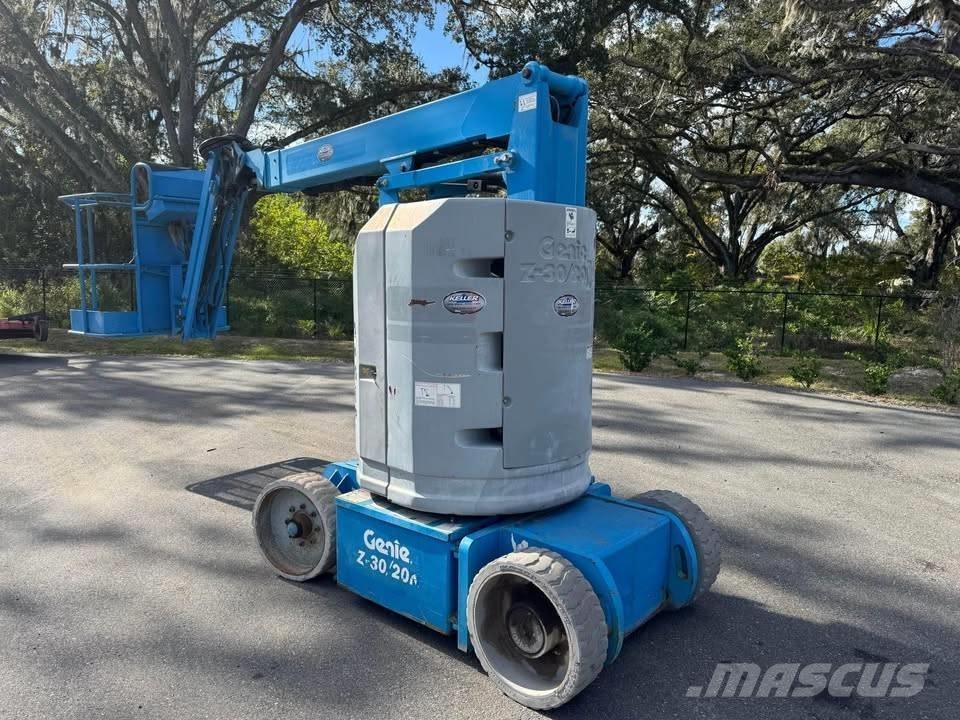 Genie Z 30/20 N Plataformas con brazo de elevación manual