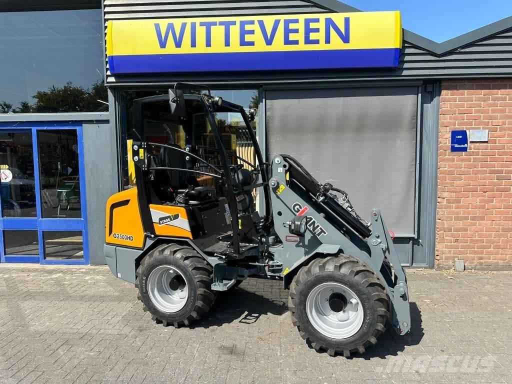 GiANT G 2500 HD Cargadoras multifunción