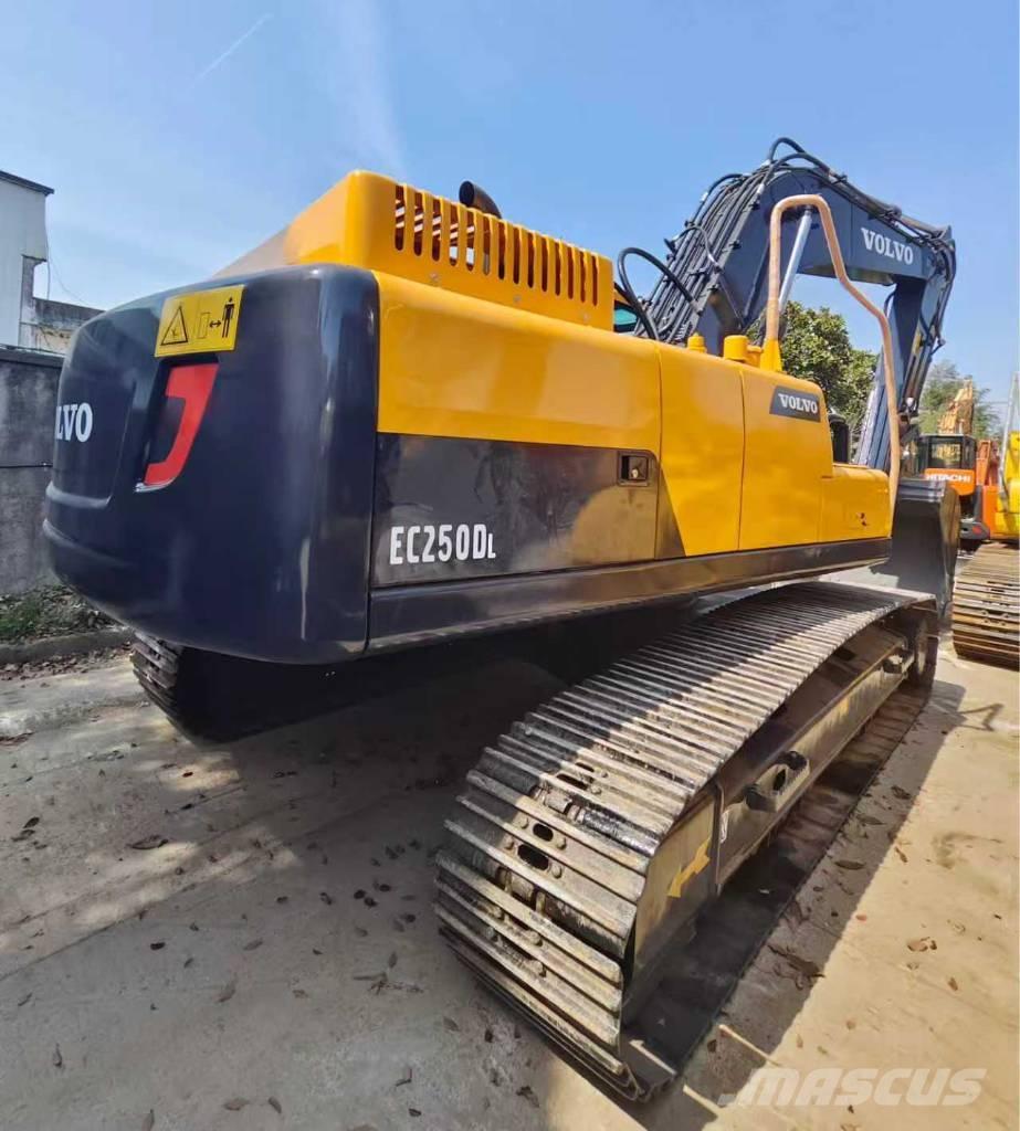 Volvo EC 250 D L Excavadoras sobre orugas