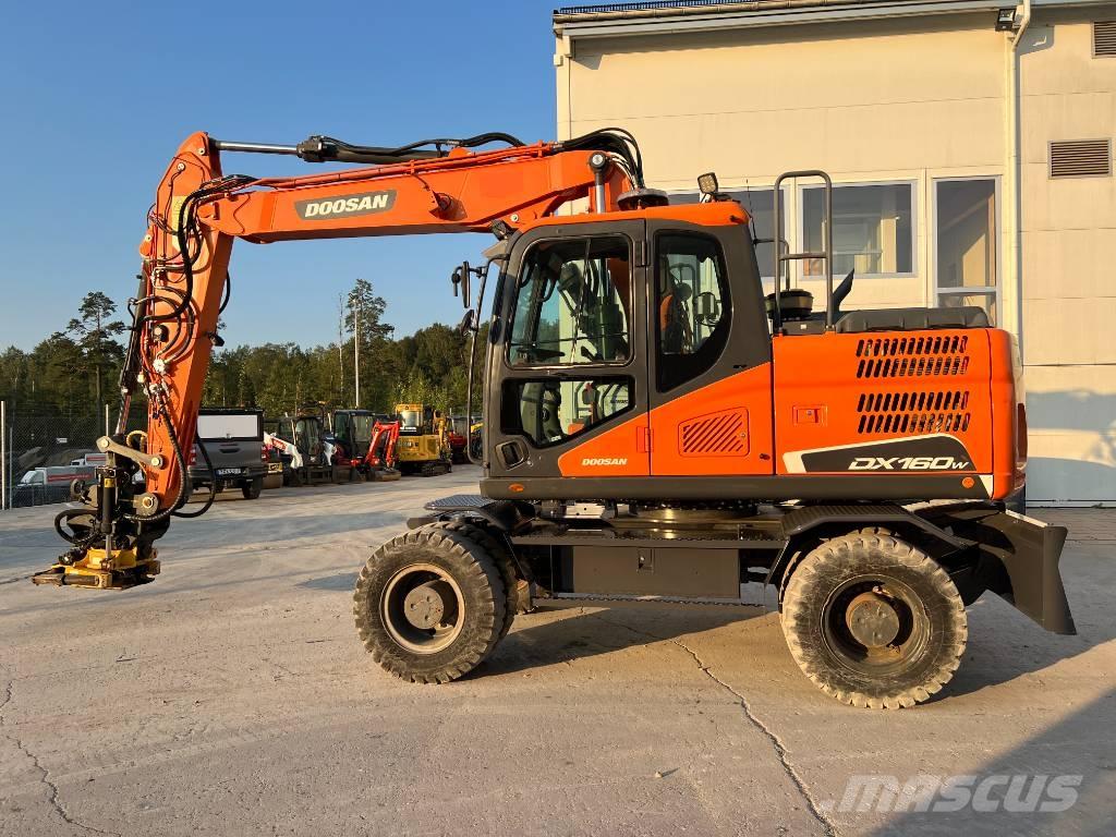 Doosan DX160W-5 Excavadoras de ruedas