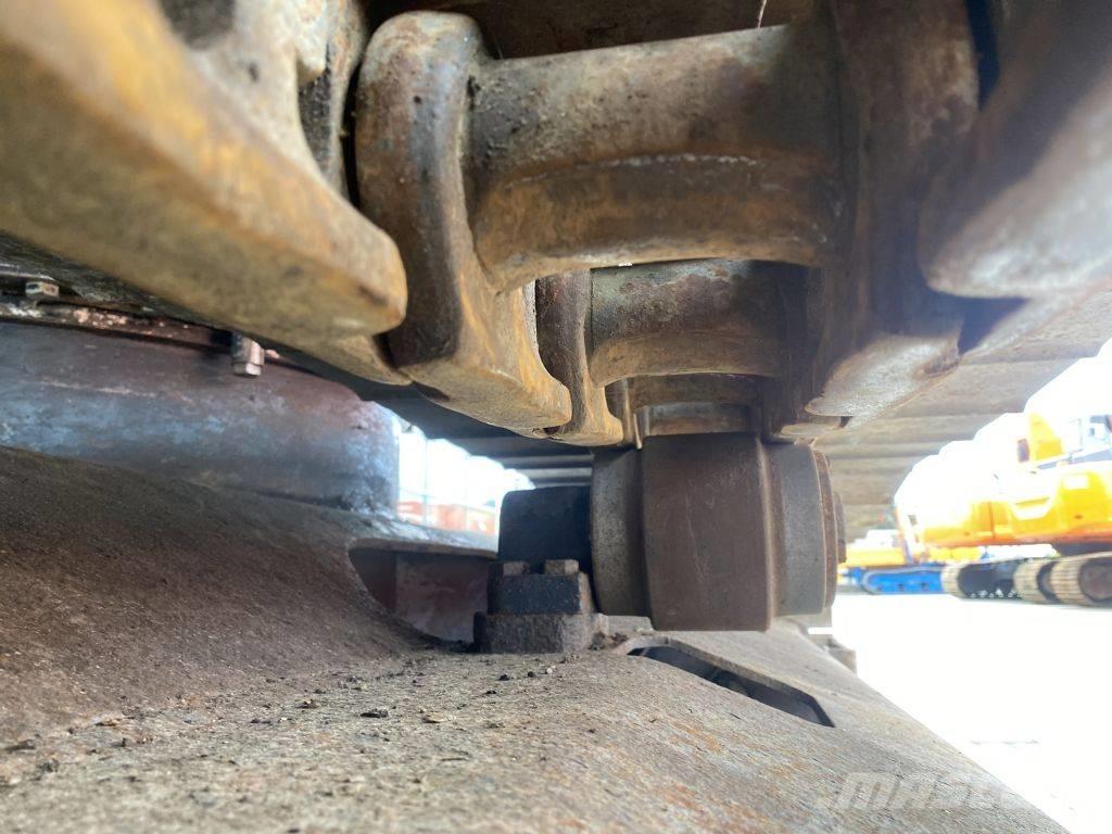 Hitachi EX 150 LC Excavadoras sobre orugas