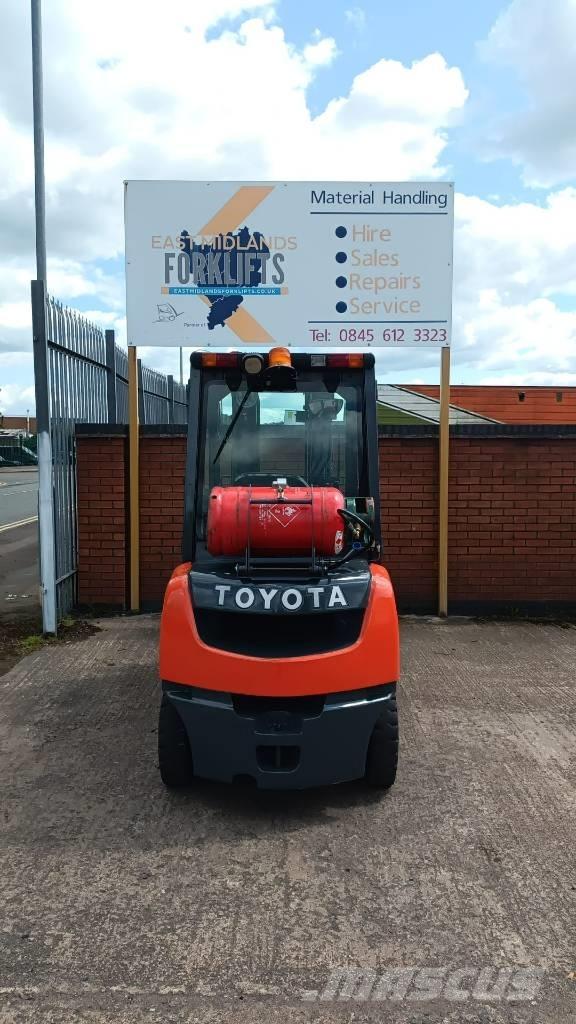 Toyota 02-8 FGF25 Camiones LPG