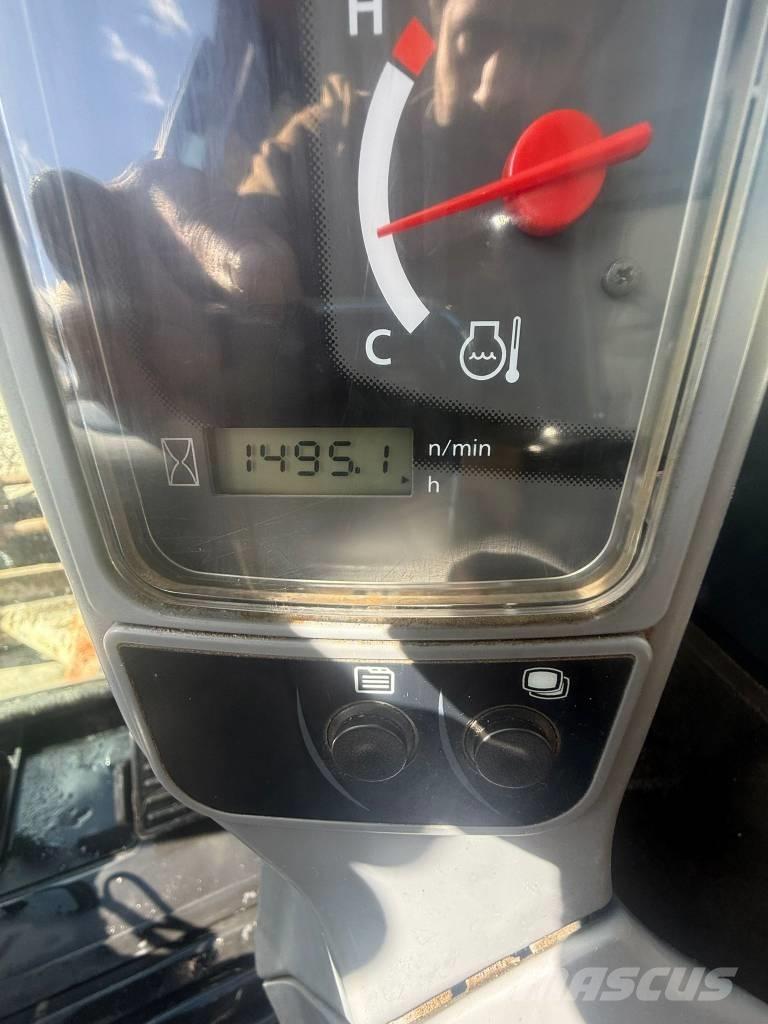 Kubota U 27 Miniexcavadoras